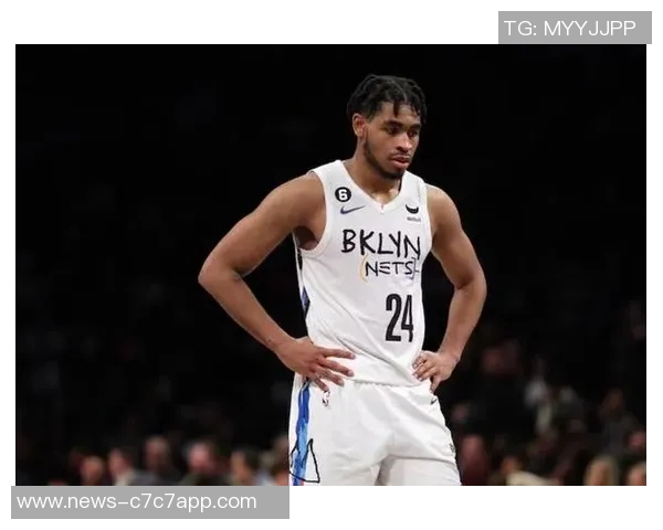 篮网官方宣布卡梅隆托马斯因腿筋紧张提前退赛将不再回归比赛